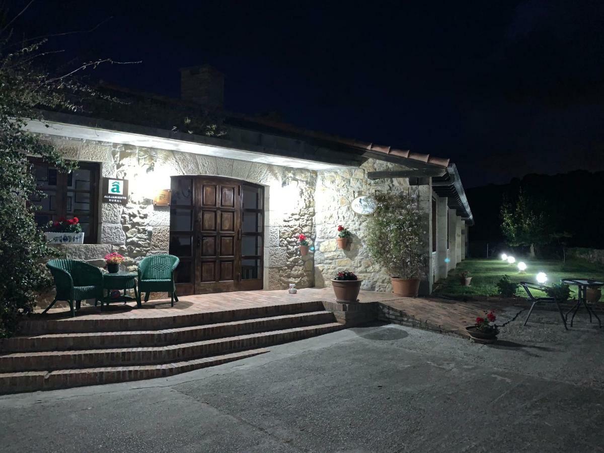Posada La Roblera Affittacamere Orena Esterno foto